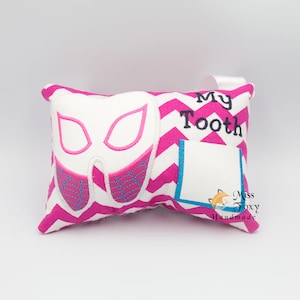 Super-héros Spider Girl - Ma fée aux dents perdues | Sac personnalisé | Oreiller de dent perdue | Accroche-porte de fée des dents | Pochette rembourrée en peluche