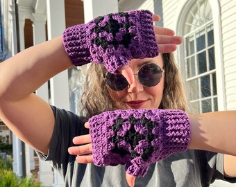 Purple Granny Square Fingerless Gloves, Black Crochet Accessories, Afghan Winter Couple Gloves, Unisex Gift for Her, Him, Bestfriend, XMAS