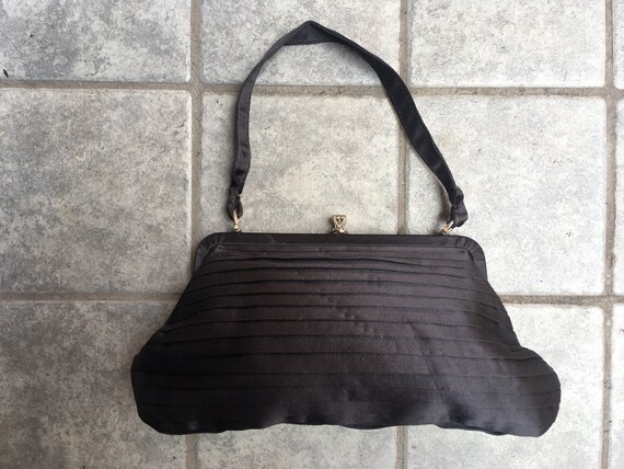 Amazing 30's silk handbag