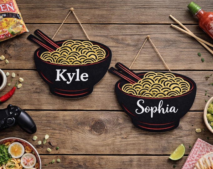 Personalized Ramen Bowl Name Sign – Custom Wooden Kids & Teen Wall Decor