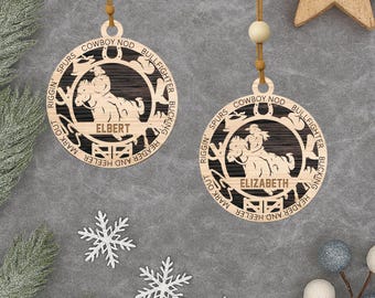 Adorno navideño personalizado de equitación: regalo de rodeo de madera personalizado