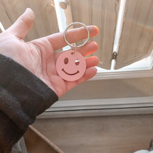 Smiley Face Keychain / Smiley Bag Tag / Retro Keychain / Cute Gift / Smile Key Ring