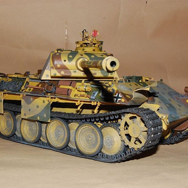 Panzer V Panther German Tank PaperCraft Paper Color Model Plans & instructions files for print, cut and assembly