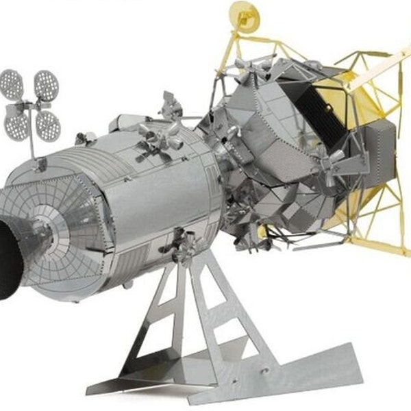Apollo Command and Service Module + Lunar Lander from Apollo Space Rocket Scale Metal model Space Collection Home and Office Decoration kit