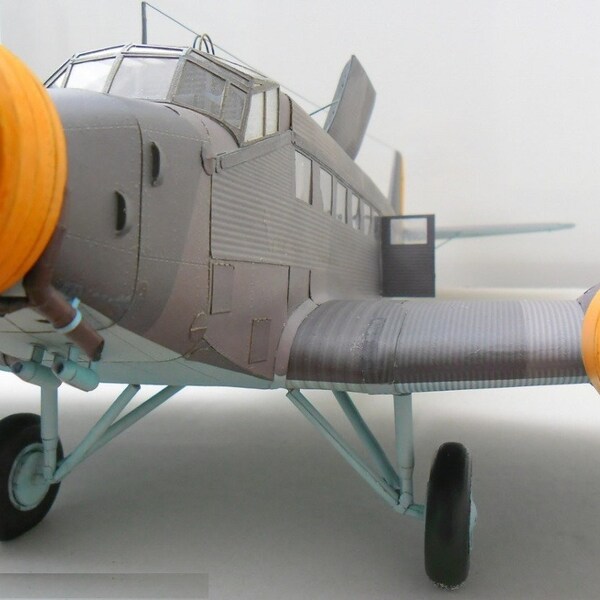 Junkers Ju 52 Flugzeug PaperCraft Papier Farbmodell-Pläne & Anleitungsdateien zum Drucken, Schneiden und Zusammenbauen