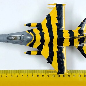 F-16 Tiger Meet MLU Fighting Falcon Aircraft Scale model Viper Fighter Plane Metal Die cast 1/72 Lockheed Martin image 7