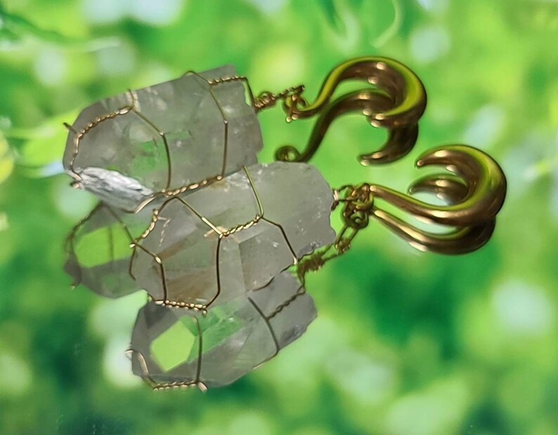 Quartz Gold Wire Wrapped Ear Weights 0g8mm