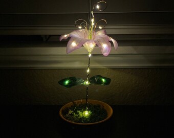 Purple Lily Flower Lamp, Enchanted Flower Lamp, Purple Magic Flower Lamp, Home Decor, Wedding Decor, Flower Lamp, Purple Flower, Glowing