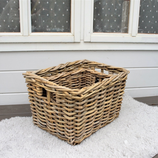 Storage basket with handles made of natural rattan decorative basket rattan basket wooden basket