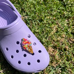 Croc Charm - Bright Rainbow Ice Cream w/ Gold Sparkle Cone