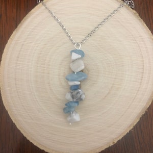 Capricorn: Crystal Healing Necklace for the Capricorn with Azurite and Howlite