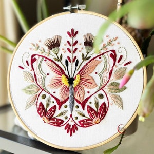 Boho Modern Moth Floral Embroidery Pattern PDF | Flower Embroidery | Hand Embroidery Pattern | Boho Embroidery Design pdf | Moth Embroidery