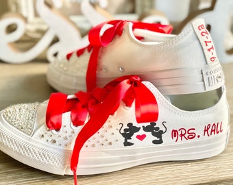 Bride Converse Shoes/Converse Shoes/Custom Disney Wedding Shoes/Personalized Wedding Shoes/Disney Wedding Trainers/WITH PEARLS/RHINESTONES