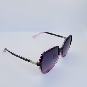 Jackie-O Sunglasses: Polarized Zyle Frame image 3