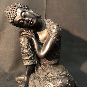 Ruhende Buddha-Statue, Schlafender Buddha