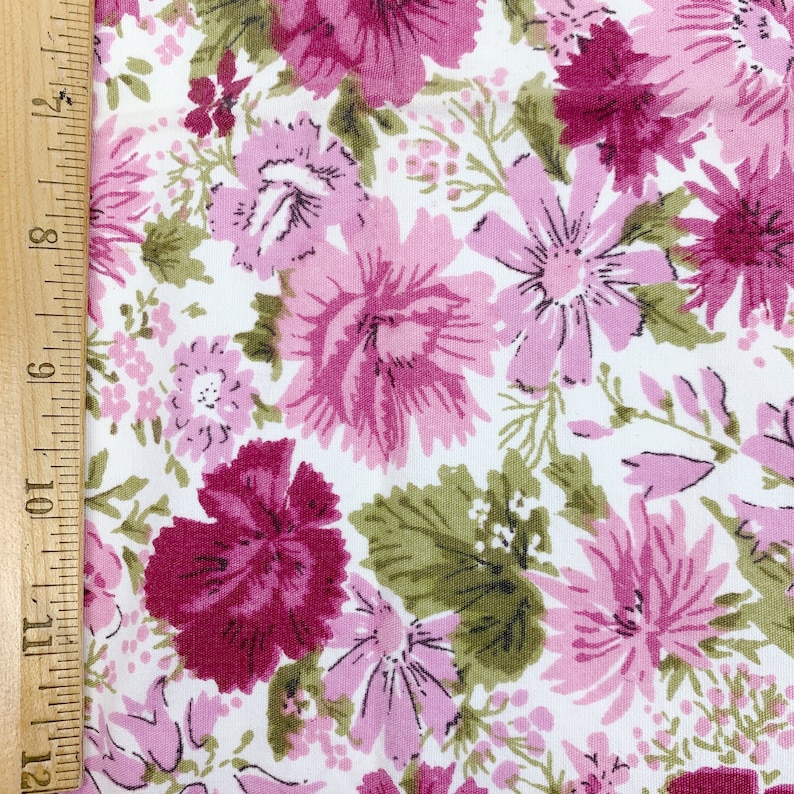 Vintage Fabric Flair VAT Colored Screen Print Remnant Sewing Material