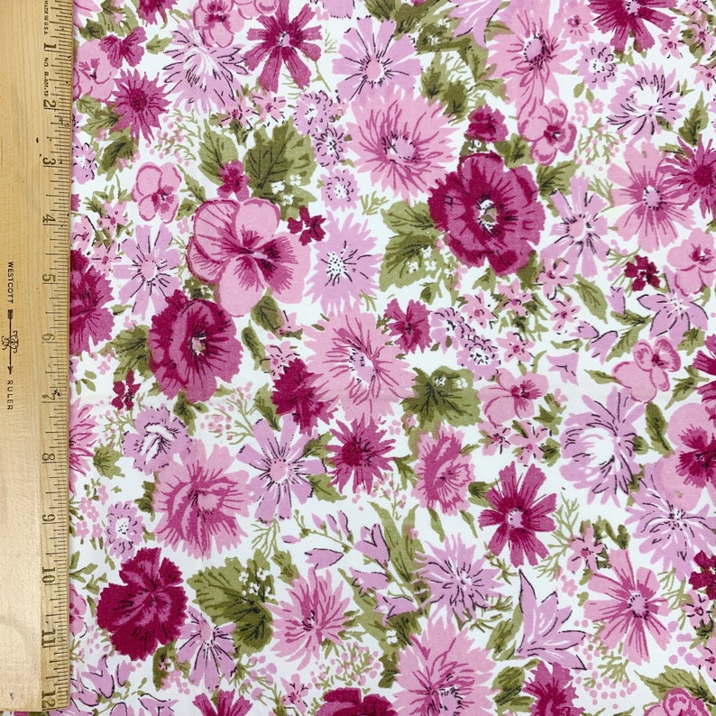 Vintage Fabric Flair VAT Colored Screen Print Remnant Sewing Material