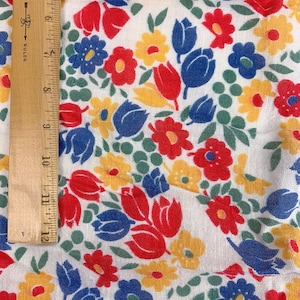 True Vintage Fabric Antique Bright Floral Flower Open Weave Gauzy Cotton 37" x 35" Sewing Material