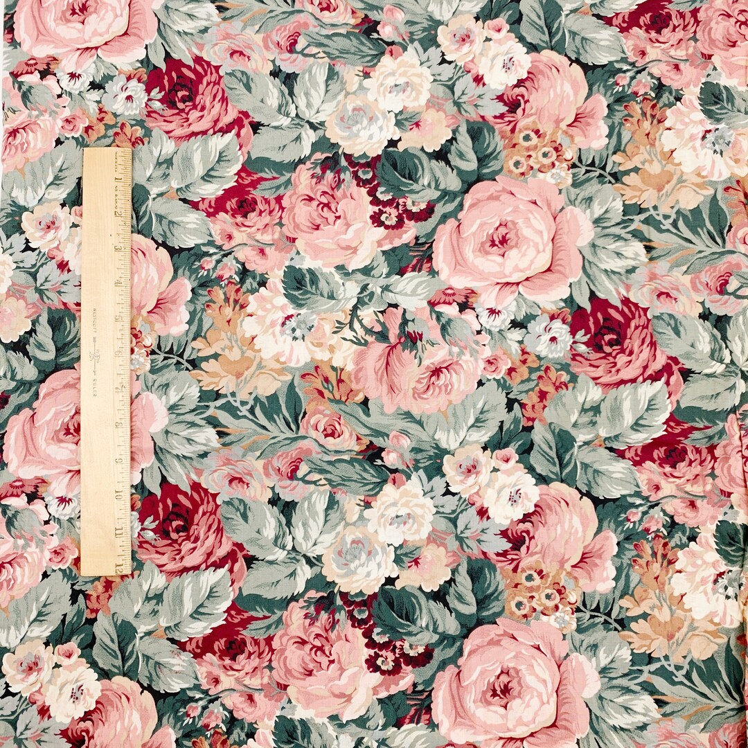 Vintage Fabric Cranston Joan Messmore Shabby Chic Oversized Closely Packed Country Floral 3 Yds