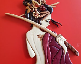 Arte mural de madera con incrustaciones de geishas hecho a mano: tatuajes y flores de cerezo