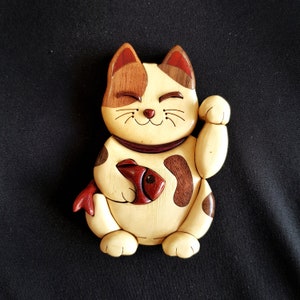 Handmade Kokeshi Cat & Girl Intarsia Wood Brooch, Japanese Doll Lapel Pins, Cute Wall/Table Decor, Housewarming Gift for Her