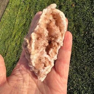 Beautiful Pink Amethyst Geode from Patagonia, Argentina. Crystal, Amethyst, Geode