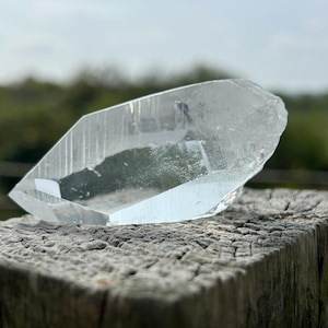 AAA Quality Grade Lemurian Crystal Point, Lemurian Seed Crystal, Lemurian Quartz Crystal, Raw Lemurian Crystal from Brazil, Minas Gerais