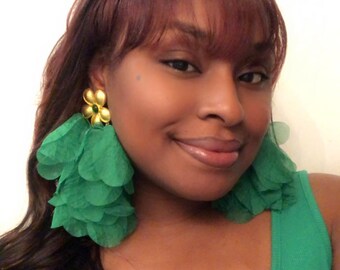 Green Petal | Gold Daisy Earrings | Spring Time | Unique Jewelry | Gorgeous | Flowy | Lightweight | Bright Accessories