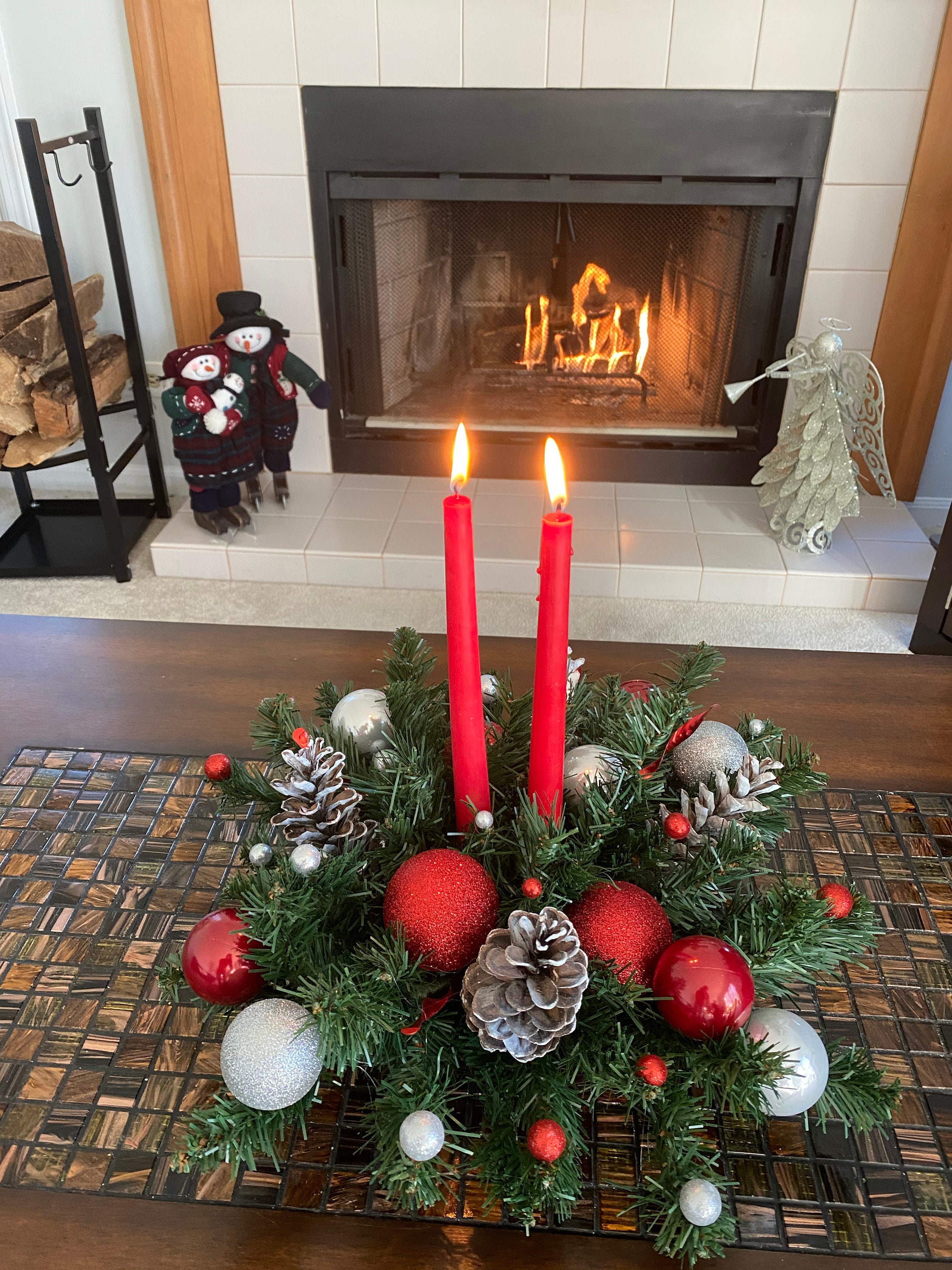 Living Room Round Dining Table Christmas Decor Christmas