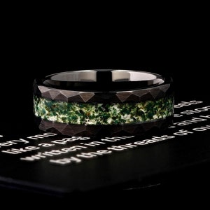 Green Moss Agate Ring, Black Hammered Tungsten Ring, Mens Wedding Ring, Mens Wedding Band, Agate Ring 8mm Gift for Him, Black Tungsten Ring