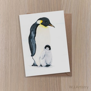 Pinguin & Baby-Gruß-Karte. Gemälde von Wendy Alcock (WJArtistry). Wildlife Card. Kaiser Pinguin und Baby-Karte. UK Künstler.