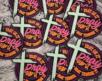 Pray On It Patch: Religiöses Bügelbild