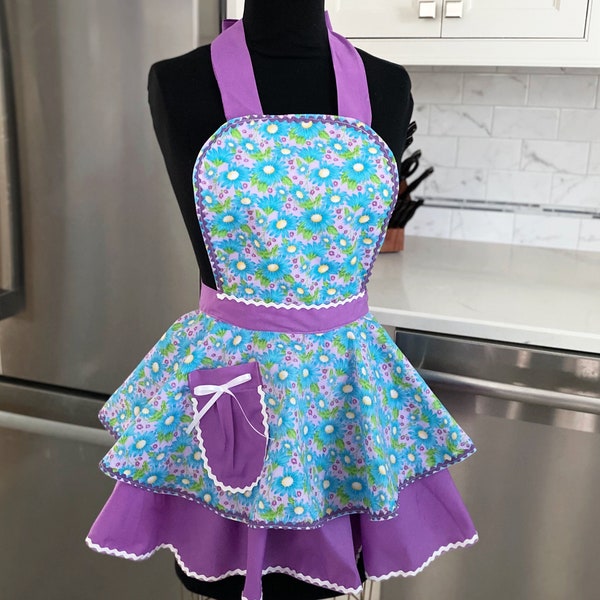 Apron Retro Inspired in Cotton old fashioned looking in a two layer skirt so bright and sunny by  loveandkissesbybella