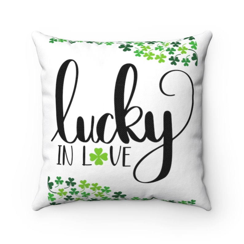 Irish Gifts 4 Leaf Clover Green Farmhouse Lucky in Love Pillow Gifts for Irish Clover Throw Pillow St Patricks Day Holiday Pillow