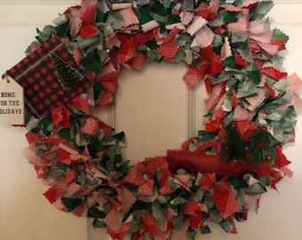 TUILLE HandMade 18" WHIMSICAL RED & WHITE XMAS RAG WREATH NEW PRINTS SOLIDS 