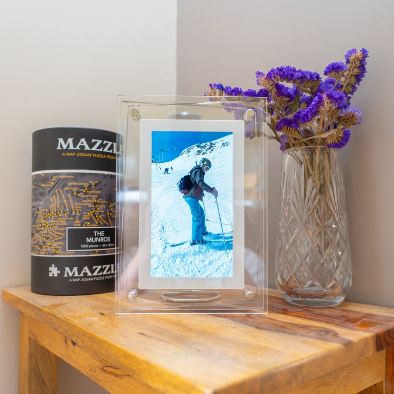 Digital Photo Frame With Personalised Gift Box, Perfect House Warming Gift, Wedding Photo Frame, Wedding Video, Wedding Keepsake, Family
