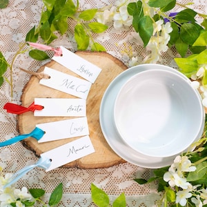 Hochzeit Namenskarten mit Band, Gastnamen, Gedeck Karten, Einfache Hochzeit Ortsnamen, Kalligraphie Gedeck Karte, Namen Tags