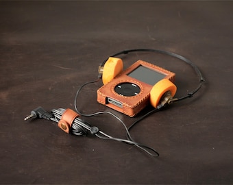 Case for iPod Classic / Protective iPod Classic Sleeve / Vintage Style Leather iPod Cover