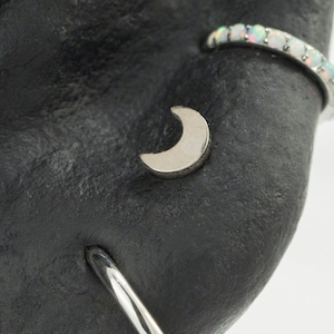 16G IMPLANT GRADE Crescent moon Piercing / Crescent moon Cartilage Conch Tragus Piercing / Internally Threaded Piercing(29)