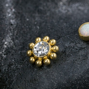 Beaded Sun Cubic Studs / Titanium Threadless Stud / Tragus Cartilage Conch Helix Daith Stud / Gold earring / Hypoallergenic(10)