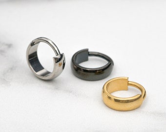 16G Titanium Wide Tiny Hoop Earrings / Cartilage Helix Conch / Huggie Hoops / Mini Hoop Earrings / Hypoallergenic / Handmade Jewelry