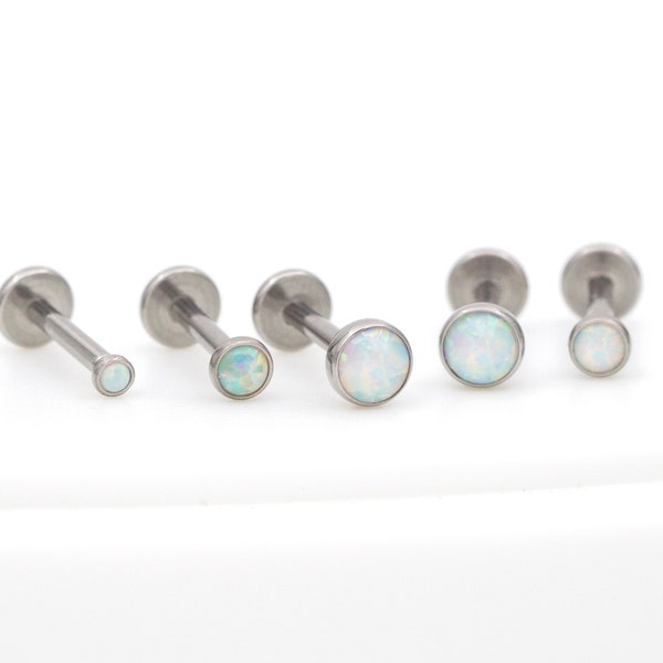 IMPLANT GRADE Titanium Tiny White Opal Threadless Push Pin Stud / Lunette ronde 2mm 3mm 4mm Tragus Cartilage / Couleur acier