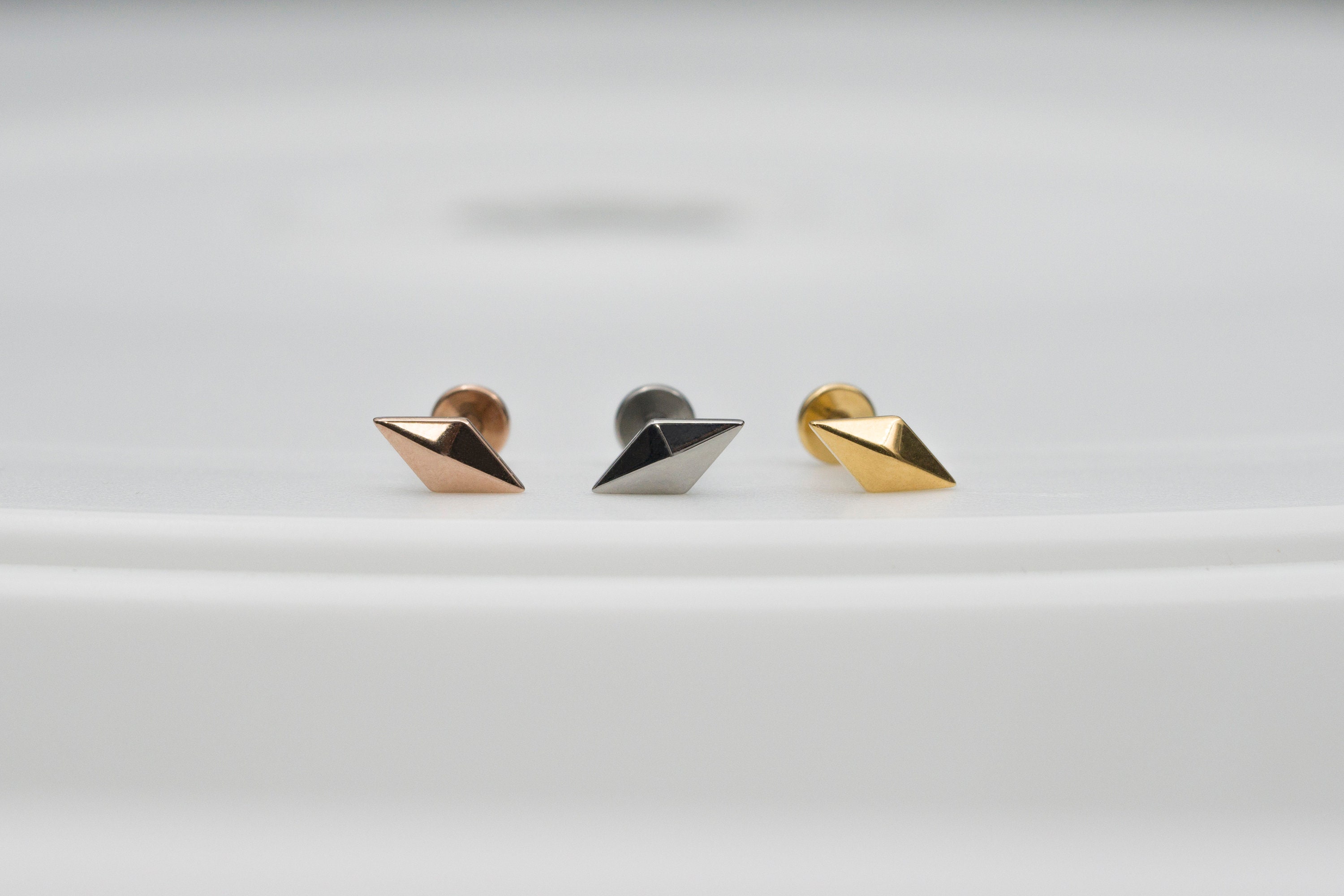 New! Diamond Stellar Gold Titanium Stud / Threadless Push Pin Stud / Tragus Cartilage Helix Ear Stud / Gold Earrings / Handmade Jewelry(22)