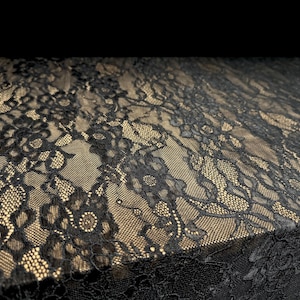 Stretch Spandex Spitzenstoff, Meterware - Blumendesign - Schwarz