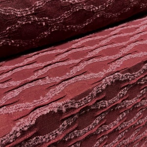 Bouclé jacquard jersey knit fabric, per metre - wave design - wine & pink