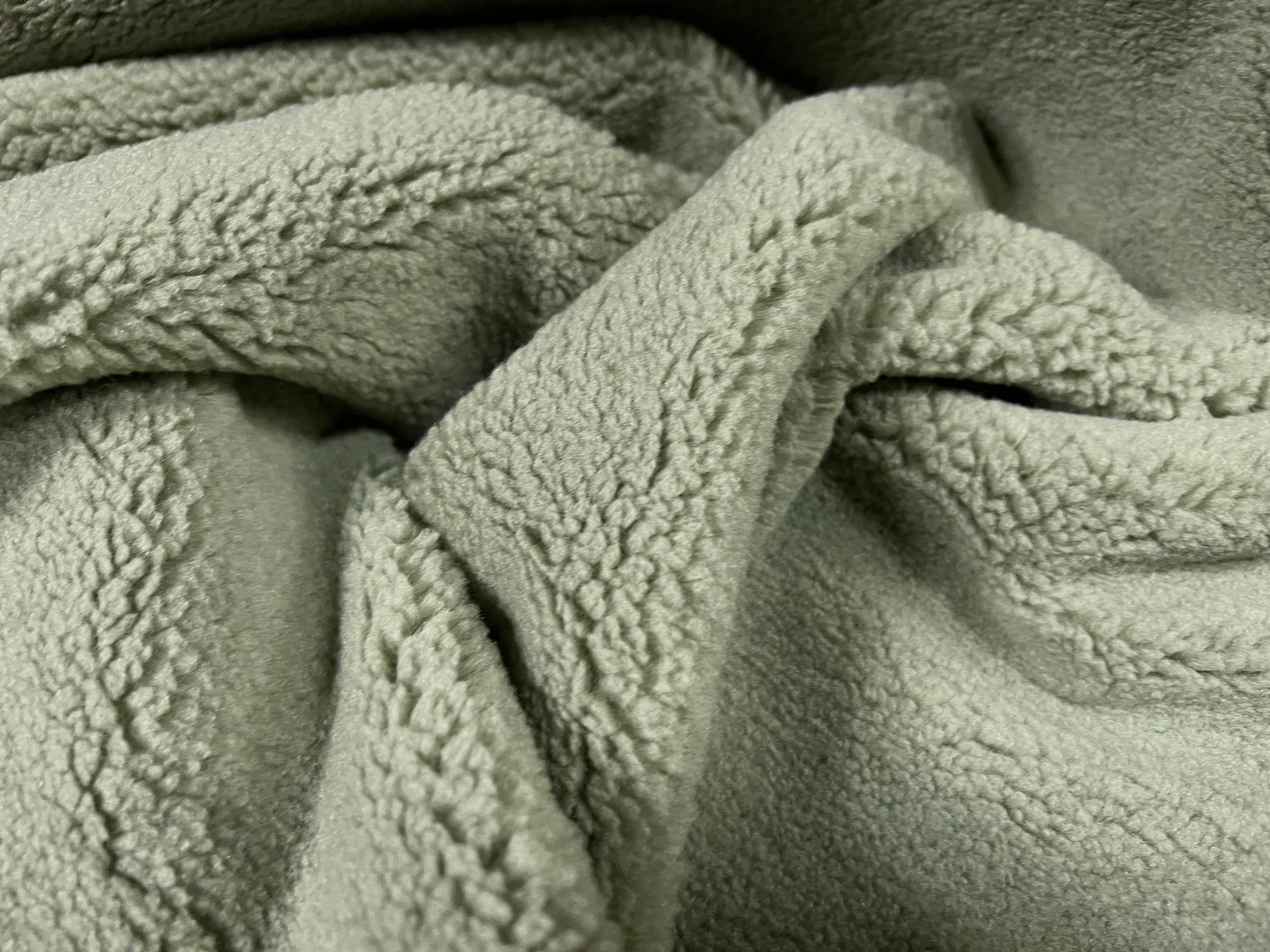 High Quality 100% Polyester Teddy Fleece Fabric Hoodie Sherpa Jacket  Bedding Polar Fleece Blanket for Winter - China Polyester Fabric and Fleece  Fabric price