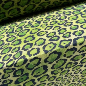 Power Mesh Netz Stretch Spandex Stoff, Meterware - Gepard Animal Print - grün