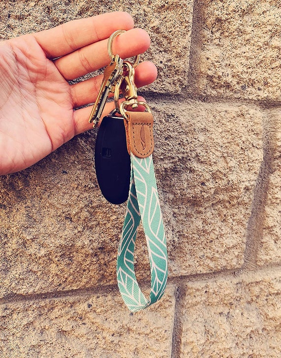 Key Ring Bracelet Wristlet Keychain Silicone Beaded House Car Keys Rings  with Leather Tassel Women - Jewelry & Accessories, Facebook Marketplace