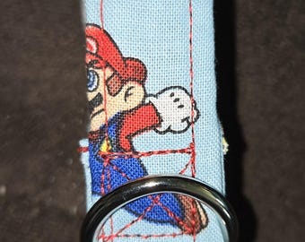Collar de perro Mario hecho a mano: ajustable, estampado divertido y hebilla de metal.