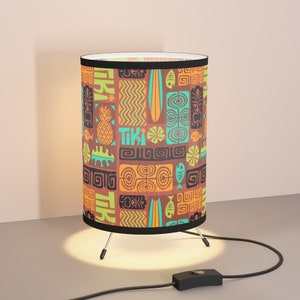 Retro 1950s Tiki Bar Mid Century Modern Tripod Table Lamp with Wrap-Around Shade & Switch. For Living Room, Bar, Home Office, or Man Cave